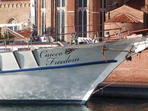 Venezia Boat & Breakfast Caicco Freedom